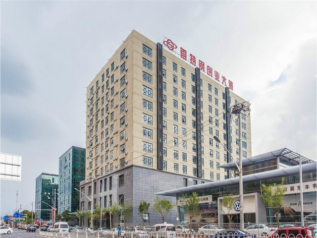 大型层叠式育雏笼